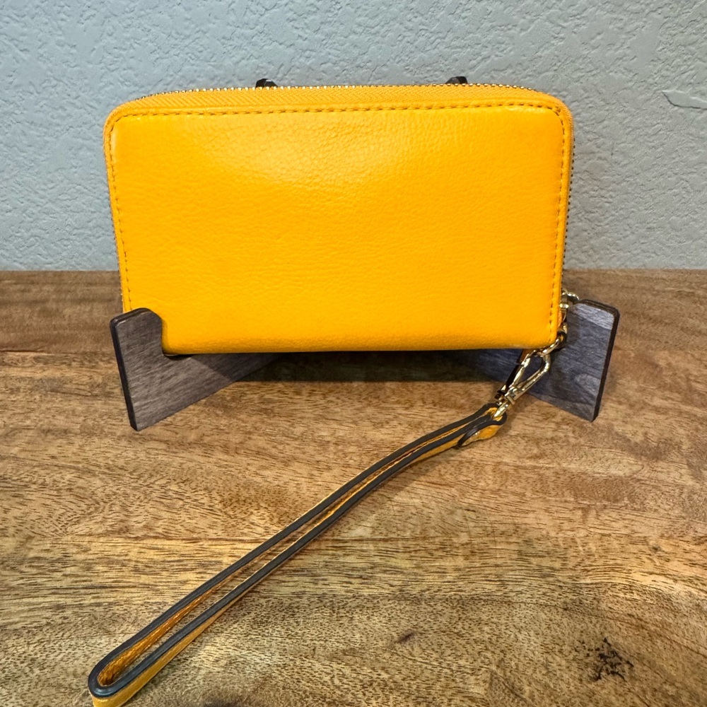 SOLD - Picture 2 of 3